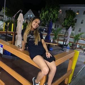 Meet your Posher, Dabrianny gardenia